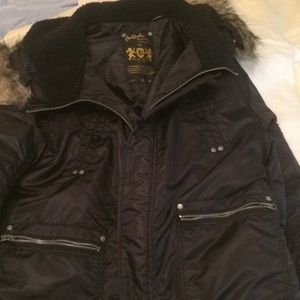 Black men’s Buffalo coat. Size XL.  Fits like L